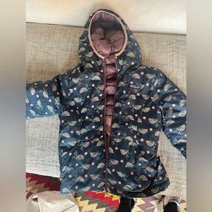 Patagonia Down Jacket Girl reversible size 6-8.